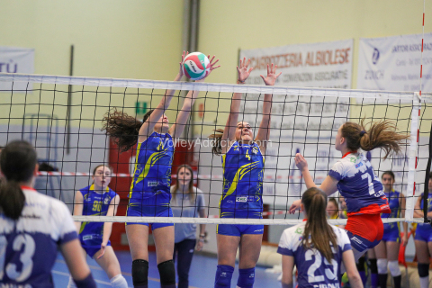 #FipavComo #VolleyAddictedARDOR2K VOLLEYT MARIANO 3 - VIRTUS CERMENATE 2Under 16 Femminile Como - Seconda Fase - Finale 3^ PostoSolbiate con Cagno (CO) - 2 aprile 2023Gallery: www.volleyaddicted.comCredit: Morotti Matteo/VolleyAddicted.com