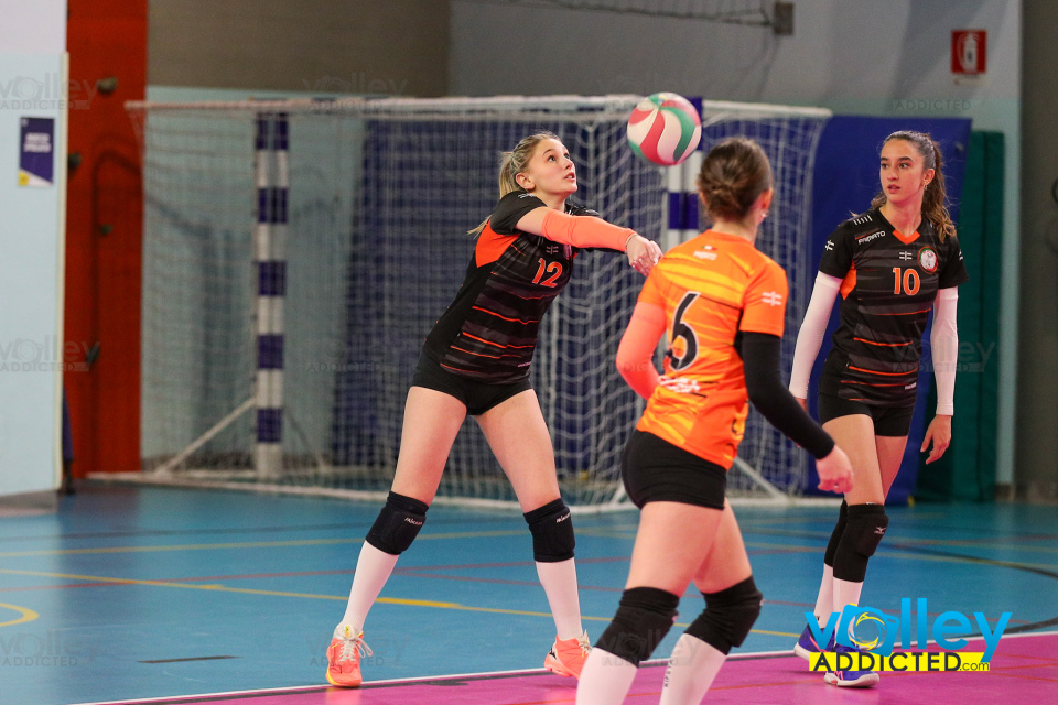 #FipavComo #VolleyAddictedVIRTUS CERMENATE 3 - POLISPORTIVA BELLAGIO 0Prima Divisione Femminile Como - 16^ GiornataCermenate (CO) - 24 aprile 2024Gallery: www.volleyaddicted.comCredit: Morotti Matteo/VolleyAddicted.com