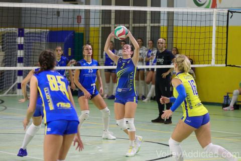 #FipavLombardia #VolleyAddictedVIRTUS CERMENATE 2 - COMO VOLLEY 3Serie C Femminile 2023/24 Lombardia - 3^ GiornataCermenate (CO) - 21 ottobre 2023Gallery: www.volleyaddicted.comCredit: Morotti Matteo/VolleyAddicted.com
