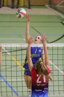 #FipavLombardia #VolleyAddicted

VIRTUS CERMENATE 3 - VOLLEY ACADEMY VATELLINA & VALCHIAVENNA 0
Serie C Femminile 2023/24 Lombardia - 9^ Giornata
Cermenate (CO) - 2 dicembre 2023

Gallery: www.volleyaddicted.com
Credit: Morotti Matteo/VolleyAddicted.com