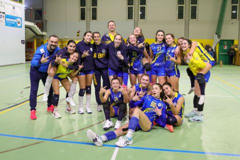 #FipavComo #VolleyAddictedVIRTUS CERMENATE 3 - UNION VOLLEY MARIANO 07^ Giornata Under 18 Femminile 2023/24Cermenate (CO) - 3 dicembre 2023Gallery: www.volleyaddicted.comCredit: Morotti Matteo/VolleyAddicted.com