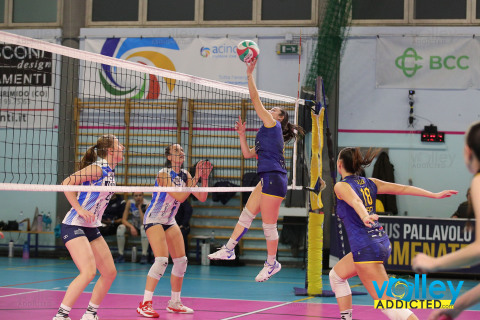 #FipavLombardia #VolleyAddictedBIANCHI GROUP CERMENATE 1 - POOL VOLLEY ALTA BRIANZA 3Serie C Femminile 2024/25 Lombardia - 9^ GiornataCermenate (CO) - 7 dicembre 2024Gallery: www.volleyaddicted.comCredit: Morotti Matteo/VolleyAddicted.com