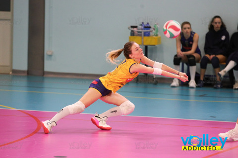 #FipavLombardia #VolleyAddictedRUSCONI ARREDAMENTI CERMENATE 3 - SMART SERVICE LIMBIATE VOLLEY 17^ Giornata Serie D FemminileCermenate (CO) - 23 novembre 2024Gallery: www.volleyaddicted.comCredit: Morotti Matteo/VolleyAddicted.com