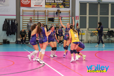 #FipavComo #VolleyAddictedGUSTO TONDO CERMENATE 3 - POL. INTERCOMUNALE 29^ Giornata Under 16 Femminile 2024/25Cermenate (CO) - 22 novembre 2024Gallery: www.volleyaddicted.comCredit: Morotti Matteo/VolleyAddicted.com
