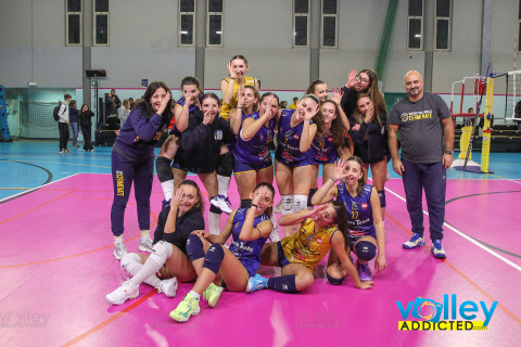 #FipavComo #VolleyAddictedGUSTO TONDO CERMENATE 3 - POL. INTERCOMUNALE 29^ Giornata Under 16 Femminile 2024/25Cermenate (CO) - 22 novembre 2024Gallery: www.volleyaddicted.comCredit: Morotti Matteo/VolleyAddicted.com