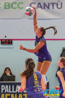 #FipavComo #VolleyAddictedGUSTO TONDO CERMENATE 3 - SAN GIORGIO LURAGHESE 19^ Giornata Under 18 Femminile 2024/25Cermenate (CO) - 1 dicembre 2024Gallery: www.volleyaddicted.comCredit: Morotti Matteo/VolleyAddicted.com