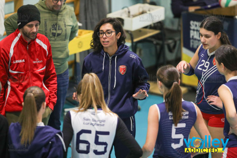 #FipavComo #VolleyAddictedGUSTO TONDO CERMENATE 3 - SAN GIORGIO LURAGHESE 19^ Giornata Under 18 Femminile 2024/25Cermenate (CO) - 1 dicembre 2024Gallery: www.volleyaddicted.comCredit: Morotti Matteo/VolleyAddicted.com