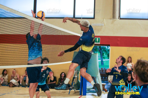 #FipavComo #VolleyAddicted

COPPA LARIANA MASCHILE “STEFANO POZZI”
VALBREGGIA VOLLEY BLU 3 - GS RASTA’ 1
Maslianico - 5 giugno 2026

Gallery: www.volleyaddicted.com
Credit: Morotti Matteo/VolleyAddicted.com
