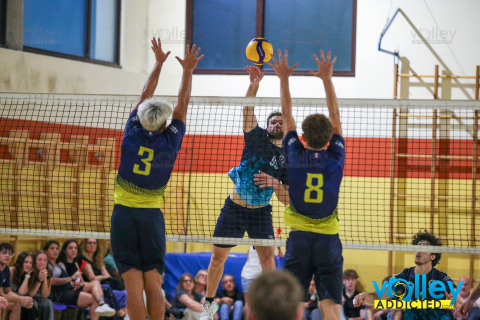 #FipavComo #VolleyAddicted

COPPA LARIANA MASCHILE “STEFANO POZZI”
VALBREGGIA VOLLEY BLU 3 - GS RASTA’ 1
Maslianico - 5 giugno 2026

Gallery: www.volleyaddicted.com
Credit: Morotti Matteo/VolleyAddicted.com