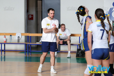 #FipavComo #VolleyAddicted

POLISPORTIVA SANT’AGATA VOLLEY 3 - SAN GIORGIO LURAGHESE 0
Finale 1^ Posto - Under 13 Femminile 2025/26
Figino Serenza - 26 aprile 2026

Gallery: www.volleyaddicted.com
Credit: Morotti Matteo/VolleyAddicted.com