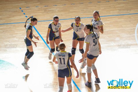 #FipavComo #VolleyAddicted

POLISPORTIVA SANT’AGATA VOLLEY 3 - SAN GIORGIO LURAGHESE 0
Finale 1^ Posto - Under 13 Femminile 2025/26
Figino Serenza - 26 aprile 2026

Gallery: www.volleyaddicted.com
Credit: Morotti Matteo/VolleyAddicted.com