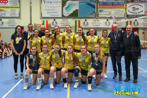 #FipavComo #VolleyAddicted

1^ PVI STUDIO OTTOLINA ARDOR2K MARIANO
2^ POLISPORTIVA INTERCOMUNALE
3^ SAN GIORGIO LURAGHESE
4^ FARMACIA TRIMARCO COMO VOLLEY

Premiazioni Under 14 Femminile 2025/26
Cagno - 12 aprile 2026

Gallery: www.volleyaddicted.com
Credit: Morotti Matteo/VolleyAddicted.com