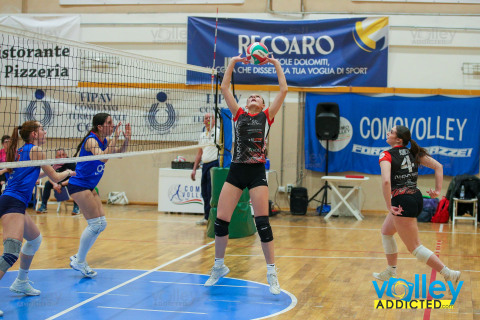 #FipavComo #VolleyAddicted

PVI AROSIO STUDIO GALLI 0 - ANZANI GROUP COMO VOLLEY 3
Finale 1^ Posto - Under 18 Femminile 2025/26
Como - 22 marzo 2026

Gallery: www.volleyaddicted.com
Credit: Morotti Matteo/VolleyAddicted.com