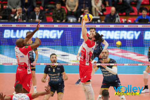 #SuperLega #VolleyAddictedSuperLega Credem Banca 2023/24 - PlayOff ScudettoQuarti di Finale - Gara 1GAS SALES BLUENERGY PIACENZA 2 - ALLIANZ MILANO 3PalaBancaSport - Piacenza - 6 marzo 2024Gallery: www.volleyaddicted.comCredit: Morotti Matteo/VolleyAddicted.com