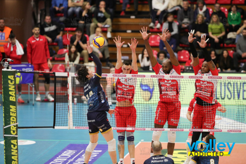 #SuperLega #VolleyAddictedSuperLega Credem Banca 2023/24 - PlayOff ScudettoQuarti di Finale - Gara 1GAS SALES BLUENERGY PIACENZA 2 - ALLIANZ MILANO 3PalaBancaSport - Piacenza - 6 marzo 2024Gallery: www.volleyaddicted.comCredit: Morotti Matteo/VolleyAddicted.com