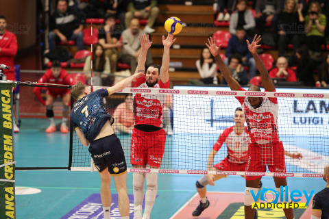 #SuperLega #VolleyAddictedSuperLega Credem Banca 2023/24 - PlayOff ScudettoQuarti di Finale - Gara 1GAS SALES BLUENERGY PIACENZA 2 - ALLIANZ MILANO 3PalaBancaSport - Piacenza - 6 marzo 2024Gallery: www.volleyaddicted.comCredit: Morotti Matteo/VolleyAddicted.com