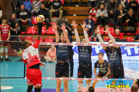 #SuperLega #VolleyAddictedSuperLega Credem Banca 2023/24 - PlayOff ScudettoQuarti di Finale - Gara 1GAS SALES BLUENERGY PIACENZA 2 - ALLIANZ MILANO 3PalaBancaSport - Piacenza - 6 marzo 2024Gallery: www.volleyaddicted.comCredit: Morotti Matteo/VolleyAddicted.com