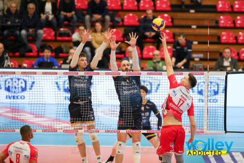 #SuperLega #VolleyAddictedSuperLega Credem Banca 2023/24 - PlayOff ScudettoQuarti di Finale - Gara 1GAS SALES BLUENERGY PIACENZA 2 - ALLIANZ MILANO 3PalaBancaSport - Piacenza - 6 marzo 2024Gallery: www.volleyaddicted.comCredit: Morotti Matteo/VolleyAddicted.com