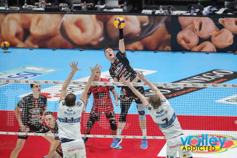 #DelMonteCoppa#SuperLega #VolleyAddictedFinal Four Del Monte® Coppa Italia 2024 - SemifinaleSIR SUSA VIM PERUGIA 3 - ALLIANZ MILANO 2Unipol Arena, Casalecchio di Reno (BO) - 27 gennaio 2024Gallery: www.volleyaddicted.comCredit: Morotti Matteo/VolleyAddicted.com