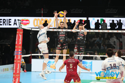 #DelMonteCoppa
#SuperLega #VolleyAddicted

Final Four Del Monte® Coppa Italia 2024 - Semifinale
SIR SUSA VIM PERUGIA 3 - ALLIANZ MILANO 2

Unipol Arena, Casalecchio di Reno (BO) - 27 gennaio 2024

Gallery: www.volleyaddicted.com
Credit: Morotti Matteo/VolleyAddicted.com