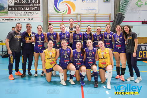 #FipavComo #VolleyAddictedPREMIZIONI 1^ WINTER CUP 50- 1^ Posto Under 18 Femminile- 1^ Posto Under 18 FemminileCermenate (CO) - 5 gennaio 2025Gallery: www.volleyaddicted.comCredit: Morotti Matteo/VolleyAddicted.com