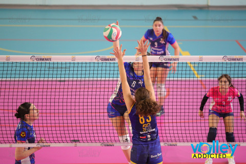 #FipavComo #VolleyAddictedGSO VILLA CORTESE 3 - GUSTO TONDO CERMENATE 1Semifinale 1^ Winter Cup 50 - Under 16 FemminileCermenate (CO) - 4 gennaio 2025Gallery: www.volleyaddicted.comCredit: Morotti Matteo/VolleyAddicted.com