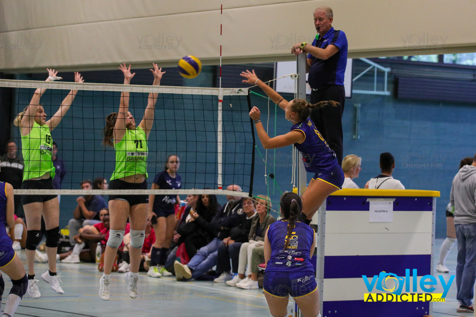 #VolleyAddicted

Open Season 2024 - Volley Lugano
Lugano - Svizzera - 6 ottobre 2024

Gallery: www.volleyaddicted.com
Credit: Morotti Matteo/VolleyAddicted.com