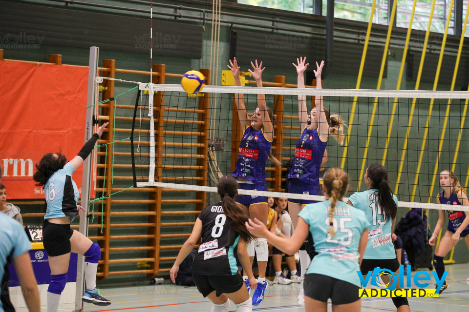 #VolleyAddicted

Open Season 2024 - Volley Lugano
Lugano - Svizzera - 6 ottobre 2024

Gallery: www.volleyaddicted.com
Credit: Morotti Matteo/VolleyAddicted.com