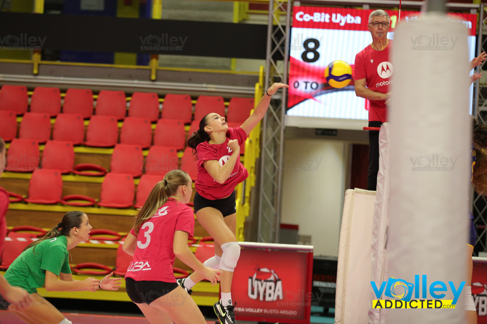 #VolleyAddicted

UYBA GIOVANI 1 - VIRTUS CERMENATE 3
Amichevole
E-Work Arena - Busto Arsizio (VA) - 3 ottobre 2024

Gallery: www.volleyaddicted.com
Credit: Morotti Matteo/VolleyAddicted.com
