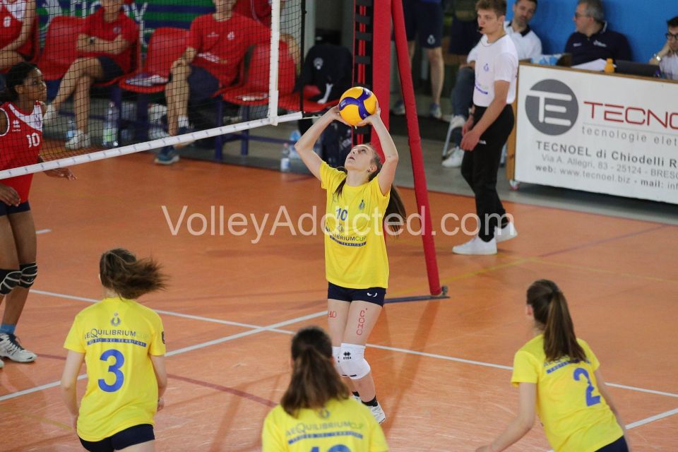 #FipavComo #VolleyAddicted #AeQuilibriumCup #TrofeodeiTerritoriMANTOVA F 1 - COMO F 2Trofeo dei Territori - AeQuilibrium Cup - Lombardia 2023Brescia - 28 maggio 2023Gallery: www.volleyaddicted.comCredit: Morotti Matteo/VolleyAddicted.com