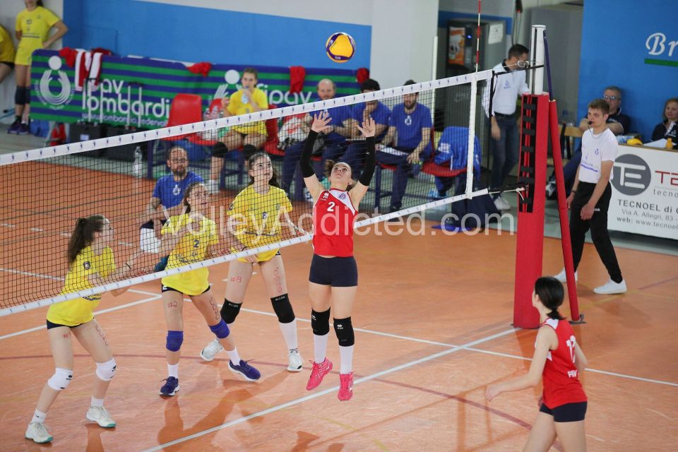 #FipavComo #VolleyAddicted #AeQuilibriumCup #TrofeodeiTerritoriMANTOVA F 1 - COMO F 2Trofeo dei Territori - AeQuilibrium Cup - Lombardia 2023Brescia - 28 maggio 2023Gallery: www.volleyaddicted.comCredit: Morotti Matteo/VolleyAddicted.com