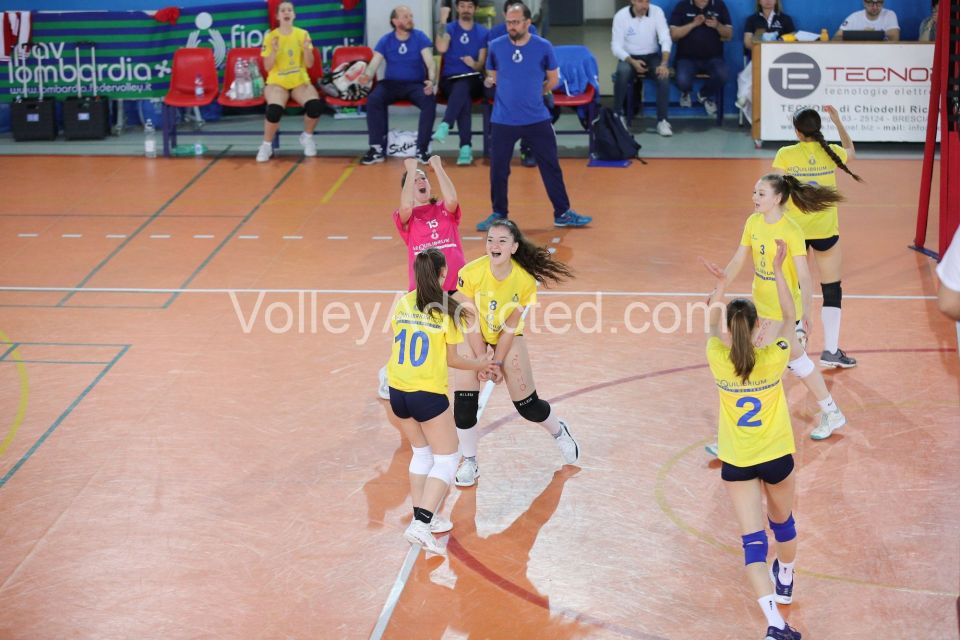 #FipavComo #VolleyAddicted #AeQuilibriumCup #TrofeodeiTerritoriMANTOVA F 1 - COMO F 2Trofeo dei Territori - AeQuilibrium Cup - Lombardia 2023Brescia - 28 maggio 2023Gallery: www.volleyaddicted.comCredit: Morotti Matteo/VolleyAddicted.com