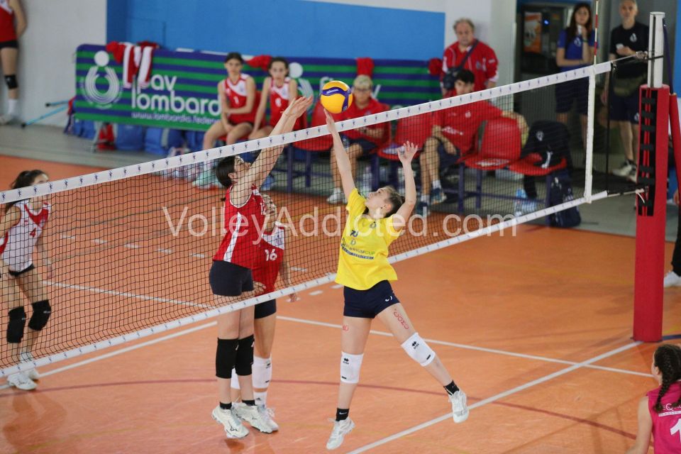 #FipavComo #VolleyAddicted #AeQuilibriumCup #TrofeodeiTerritoriMANTOVA F 1 - COMO F 2Trofeo dei Territori - AeQuilibrium Cup - Lombardia 2023Brescia - 28 maggio 2023Gallery: www.volleyaddicted.comCredit: Morotti Matteo/VolleyAddicted.com