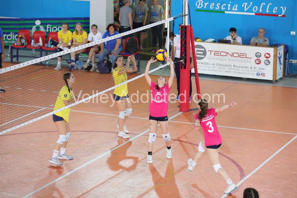 #FipavComo #VolleyAddicted #AeQuilibriumCup #TrofeodeiTerritoriPAVIA F 0 - COMO F 2Trofeo dei Territori - AeQuilibrium Cup - Lombardia 2023Brescia - 28 maggio 2023Gallery: www.volleyaddicted.comCredit: Morotti Matteo/VolleyAddicted.com