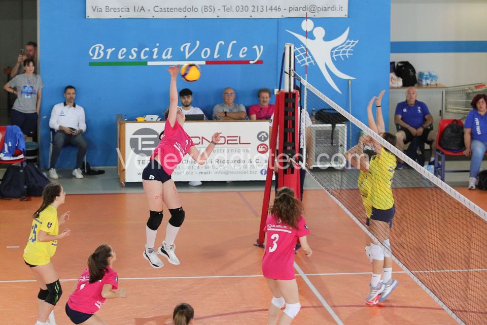 #FipavComo #VolleyAddicted #AeQuilibriumCup #TrofeodeiTerritoriPAVIA F 0 - COMO F 2Trofeo dei Territori - AeQuilibrium Cup - Lombardia 2023Brescia - 28 maggio 2023Gallery: www.volleyaddicted.comCredit: Morotti Matteo/VolleyAddicted.com