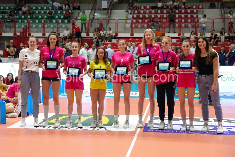 #FipavComo #VolleyAddicted #AeQuilibriumCup #TrofeodeiTerritoriPREMIAZIONITrofeo dei Territori - AeQuilibrium Cup - Lombardia 2023Brescia - 28 maggio 2023Gallery: www.volleyaddicted.comCredit: Morotti Matteo/VolleyAddicted.com