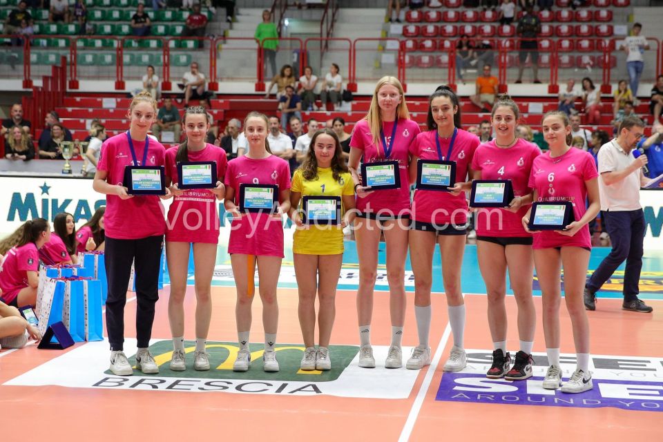#FipavComo #VolleyAddicted #AeQuilibriumCup #TrofeodeiTerritoriPREMIAZIONITrofeo dei Territori - AeQuilibrium Cup - Lombardia 2023Brescia - 28 maggio 2023Gallery: www.volleyaddicted.comCredit: Morotti Matteo/VolleyAddicted.com