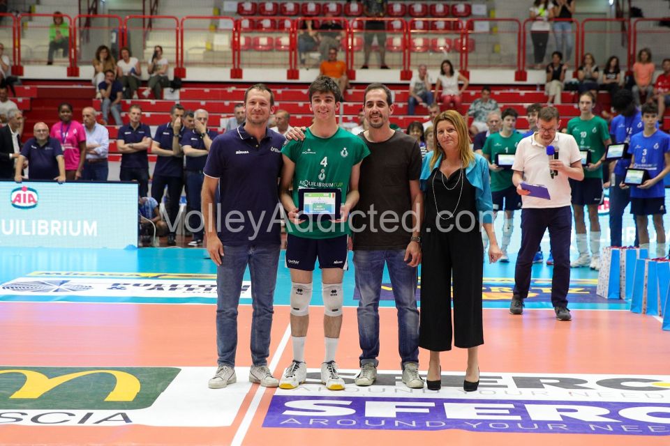 #FipavComo #VolleyAddicted #AeQuilibriumCup #TrofeodeiTerritoriPREMIAZIONITrofeo dei Territori - AeQuilibrium Cup - Lombardia 2023Brescia - 28 maggio 2023Gallery: www.volleyaddicted.comCredit: Morotti Matteo/VolleyAddicted.com